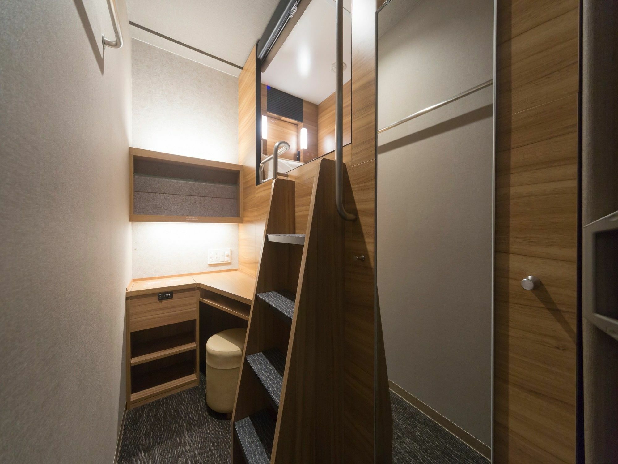Global Cabin Tokyo Suidobashi Ngoại thất bức ảnh